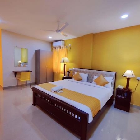 Hotel Prime Classic 샴샤바드 외부 사진