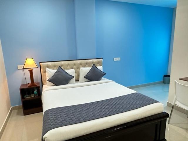 Hotel Prime Classic 샴샤바드 외부 사진